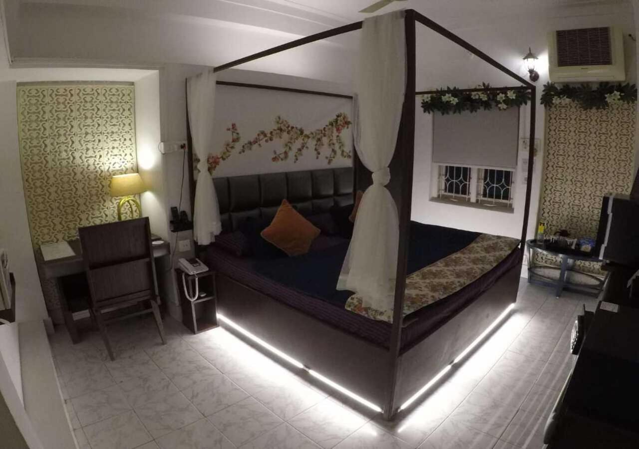Kakaku The Guest House Adilabad ภายนอก รูปภาพ