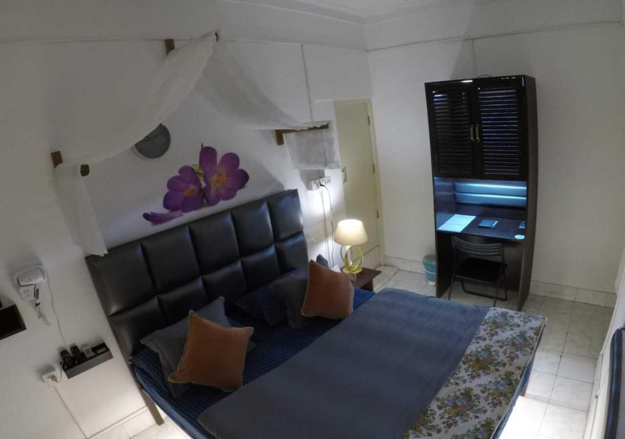 Kakaku The Guest House Adilabad ภายนอก รูปภาพ