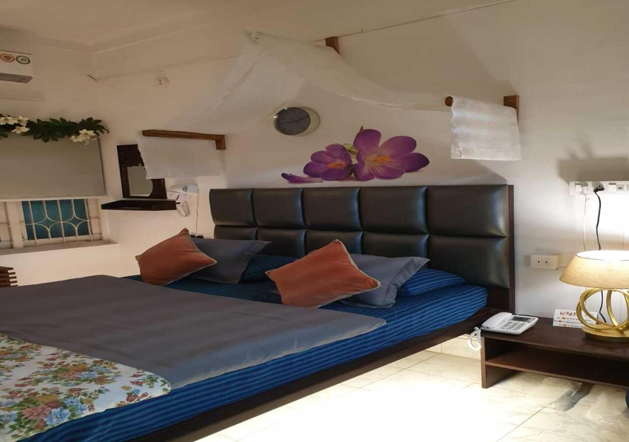 Kakaku The Guest House Adilabad ภายนอก รูปภาพ