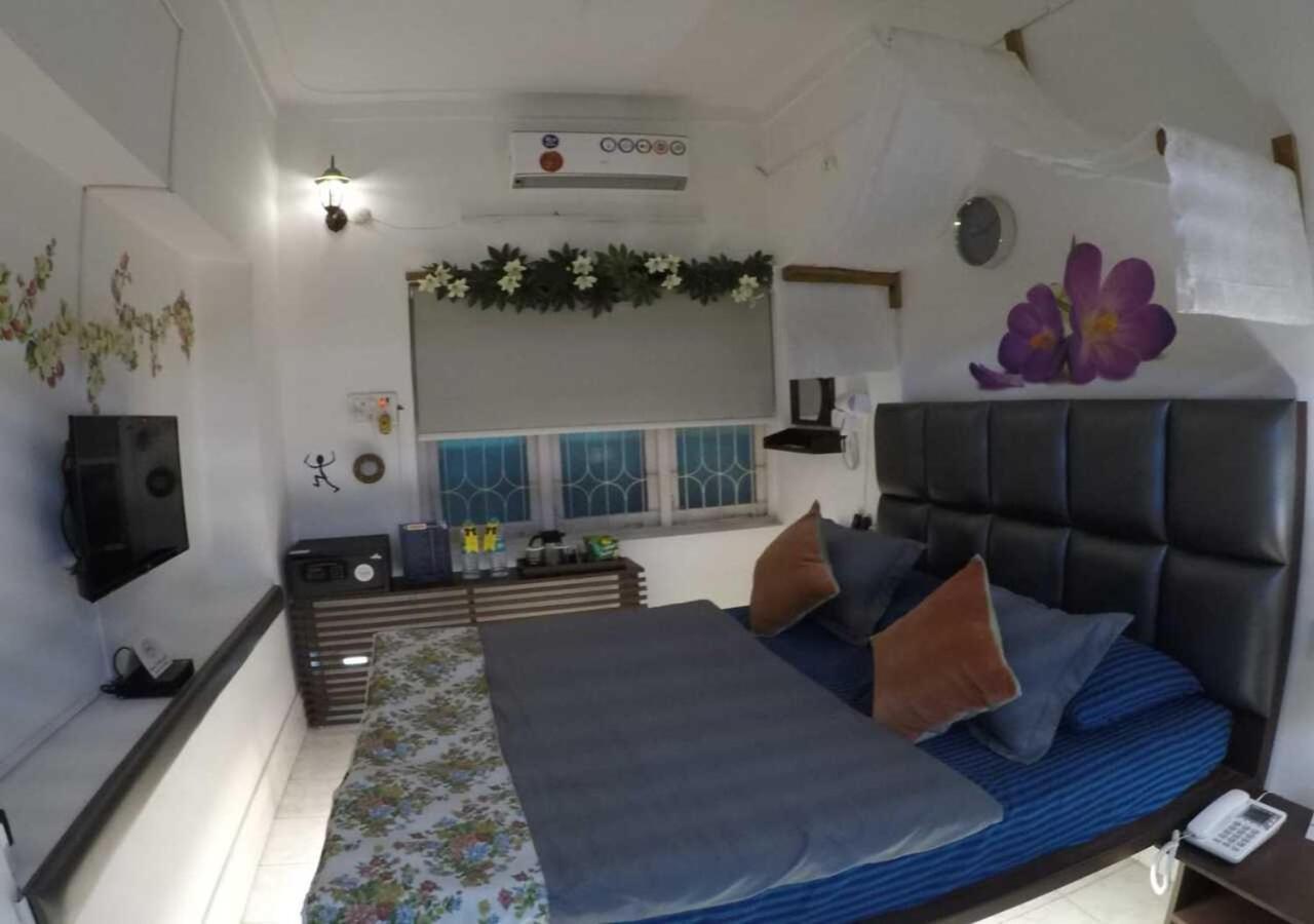 Kakaku The Guest House Adilabad ภายนอก รูปภาพ
