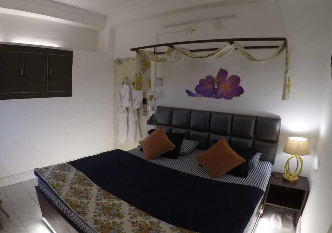 Kakaku The Guest House Adilabad ภายนอก รูปภาพ