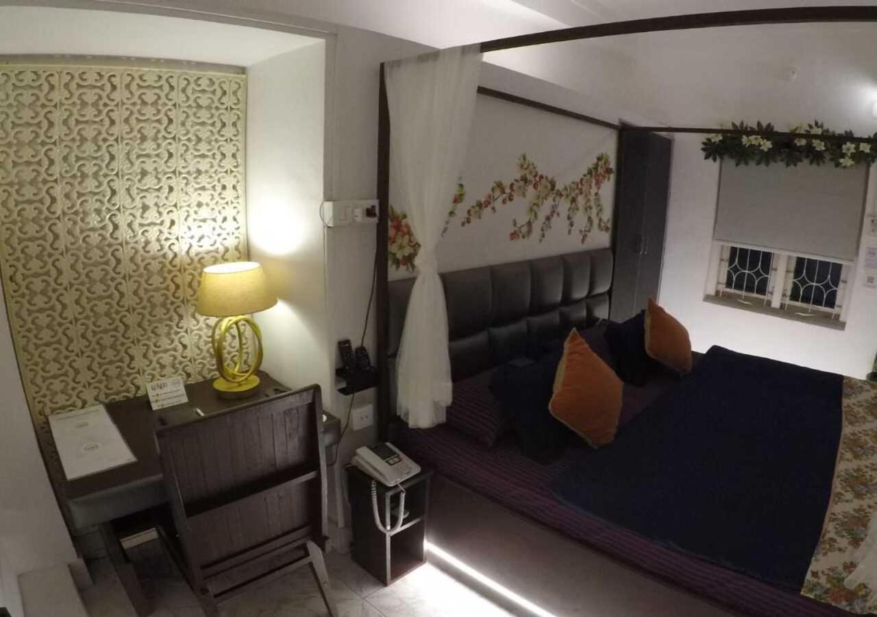 Kakaku The Guest House Adilabad ภายนอก รูปภาพ