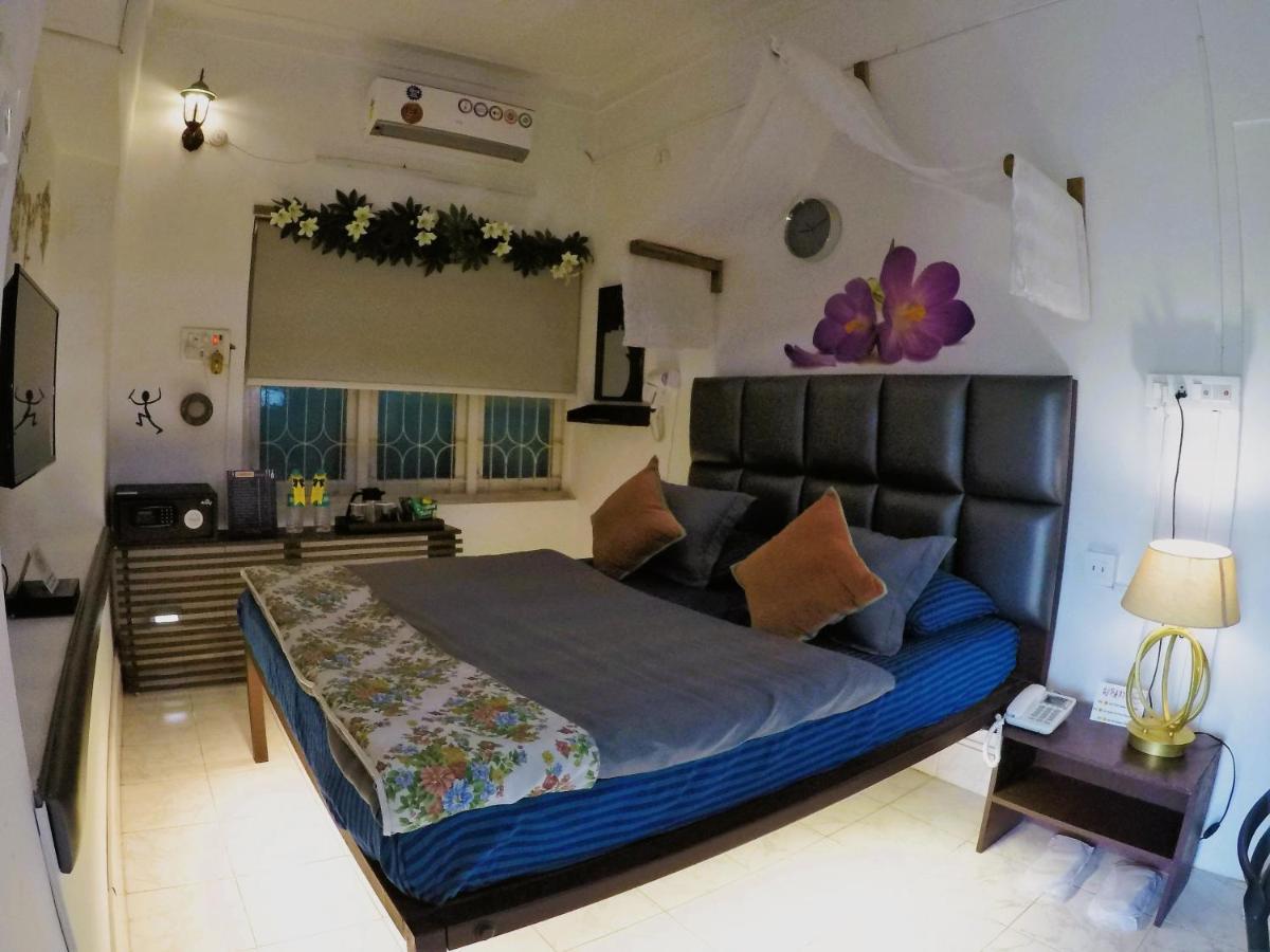 Kakaku The Guest House Adilabad ภายนอก รูปภาพ